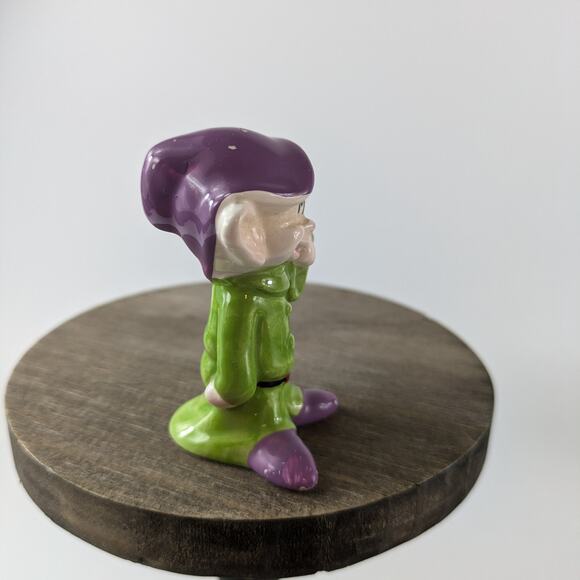 Snow White Dopey Figurine Vtg Porcelain Miniature Walt Disney Japan Dwarf 2.5" - Picture 4 of 7